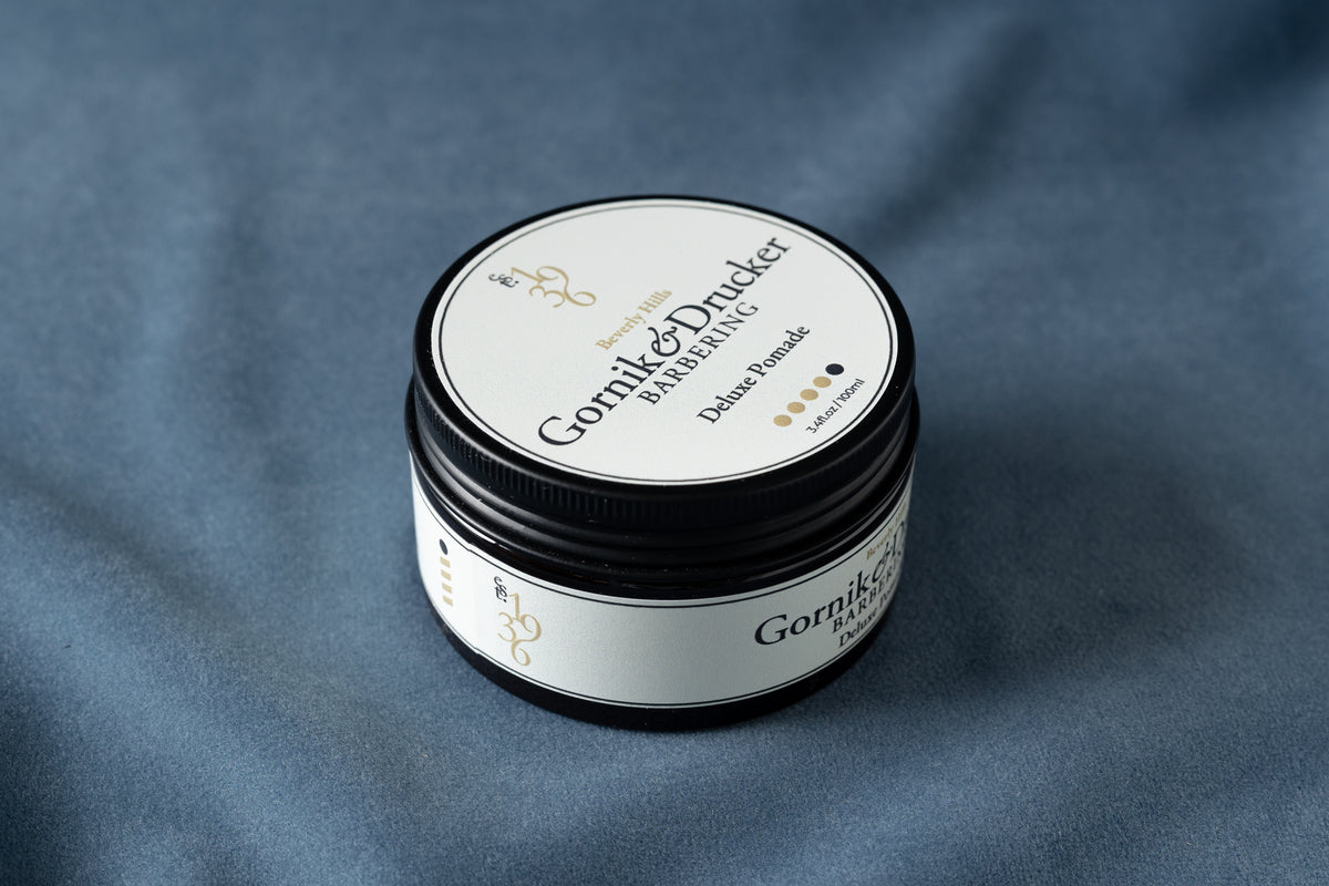 Gornik & Drucker Deluxe Pomade jar, lid on, seen from above