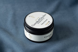 Gornik & Drucker Deluxe Pomade jar, lid on, seen from above