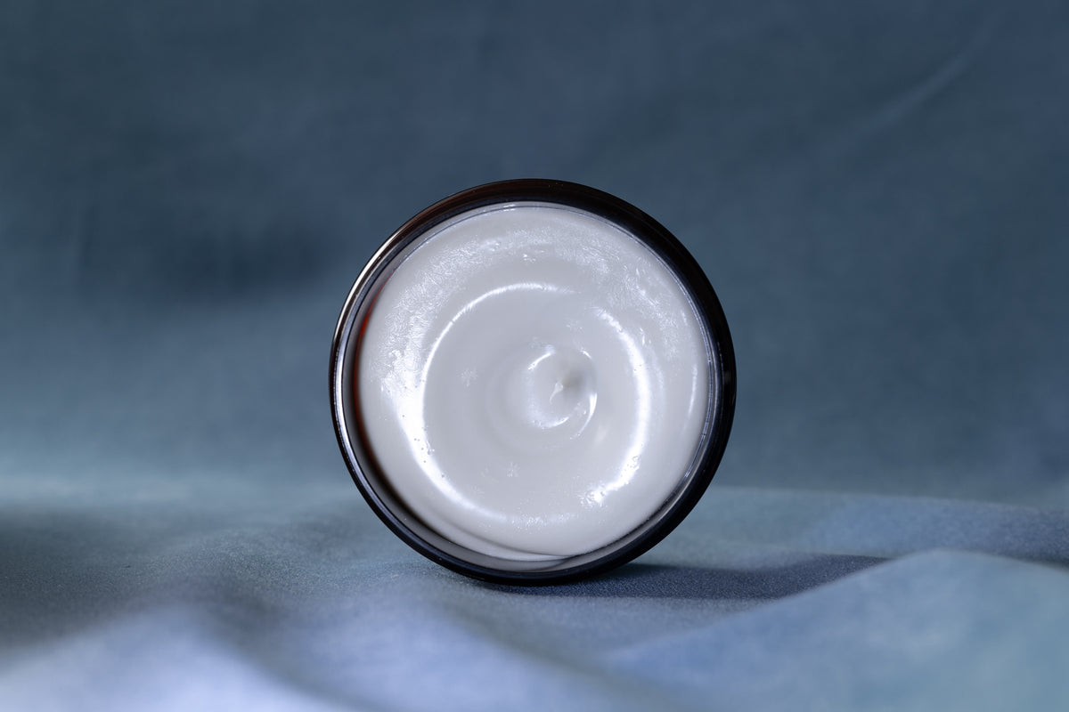 The texture of Texture Paste in the open jar